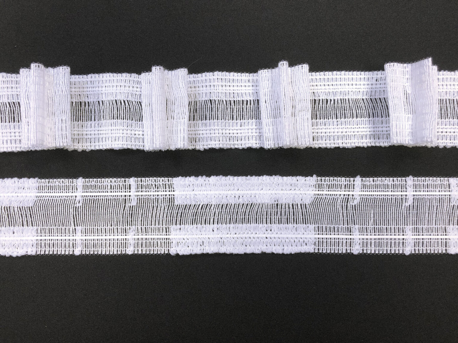 Gerster Gerster 3er Faltenband Velours Klett weiß 50mm 200% - Gardinen Schlichting